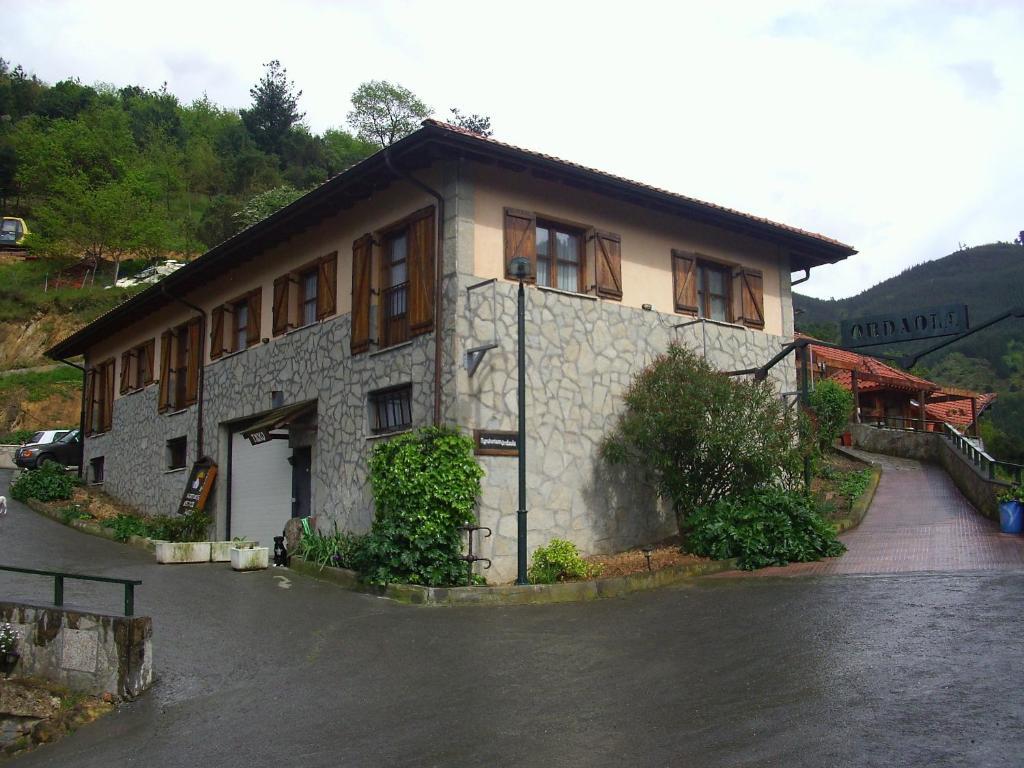 Agroturismo Ordaola Alonsotegi Exterior foto
