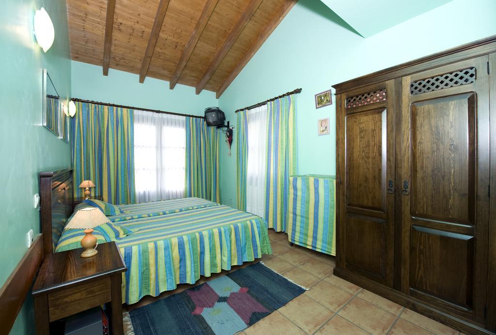 Agroturismo Ordaola Alonsotegi Exterior foto